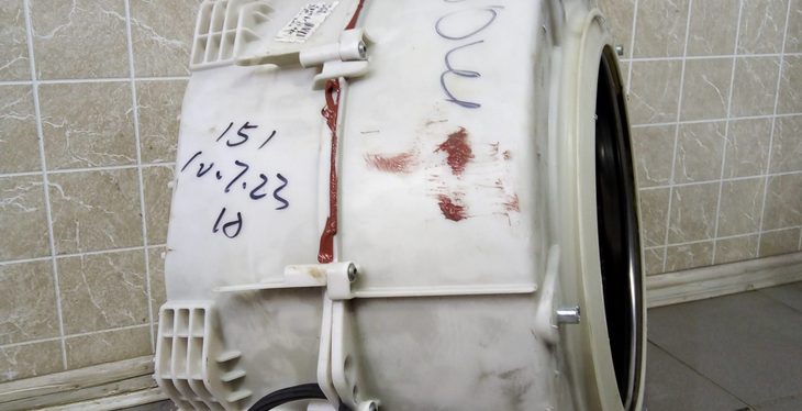 Течет из-под стиральной машины